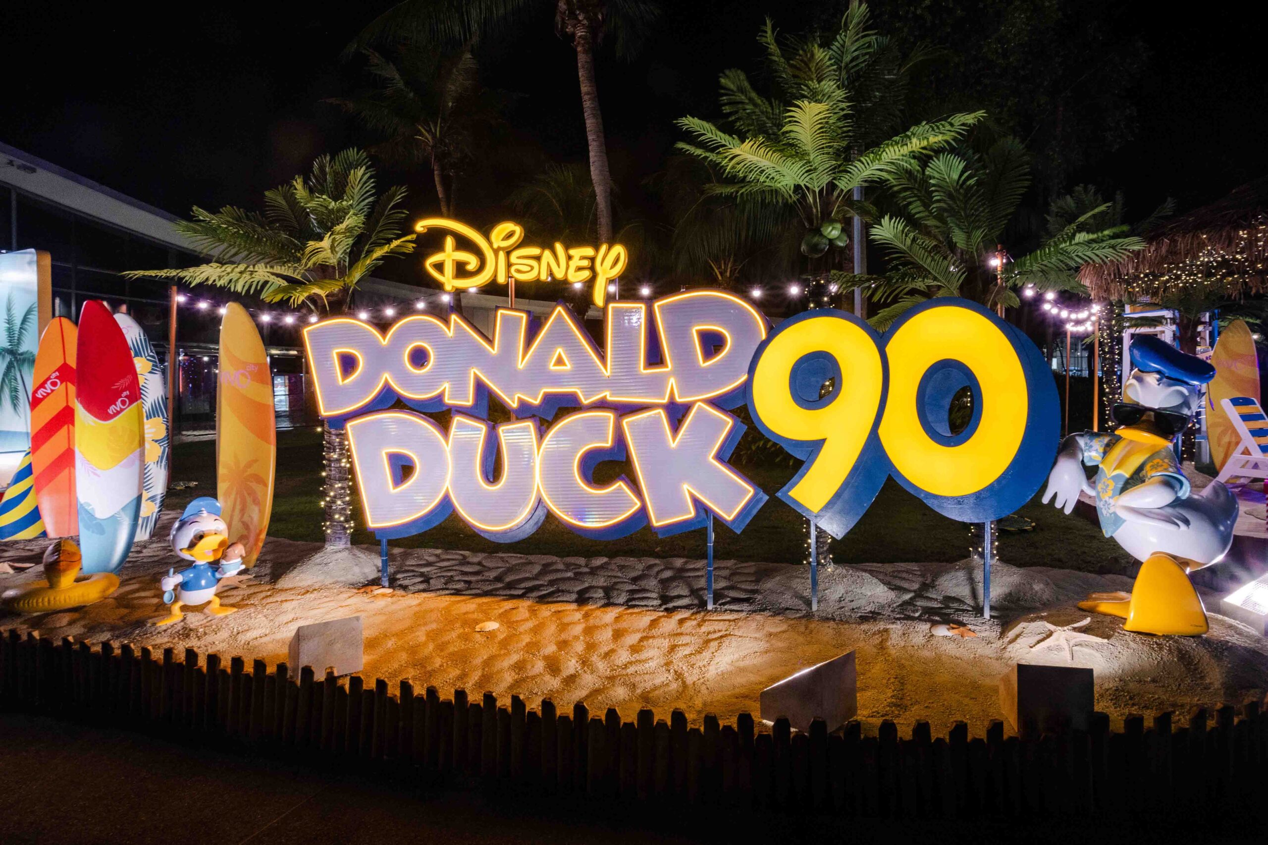 Donald Duck Turns 90: Celebrate Mid-Autumn at VivoCity with Donald Duck and Friends