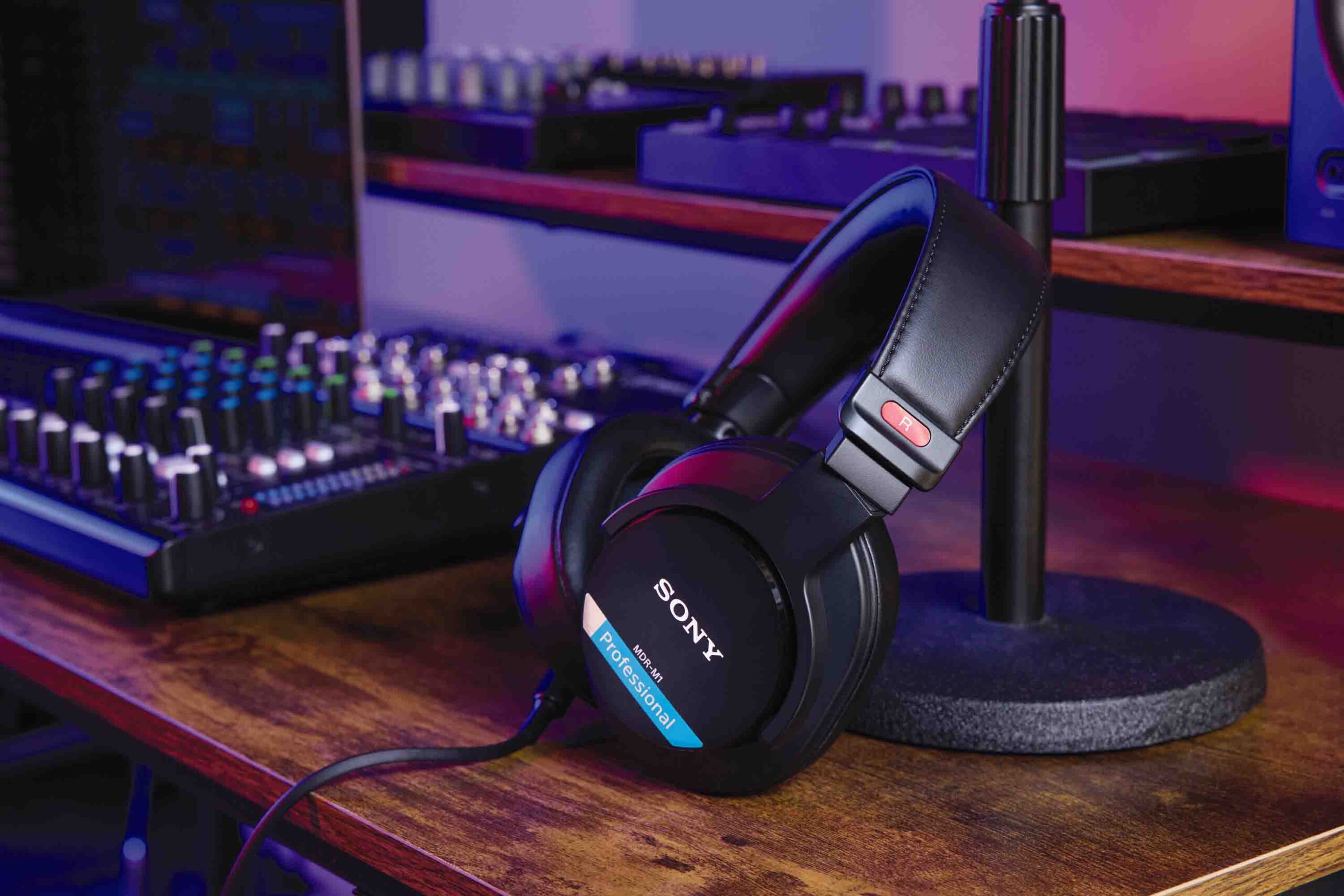 Experience Studio Sound Anywhere with Sony’s New MDR-M1 Headphones