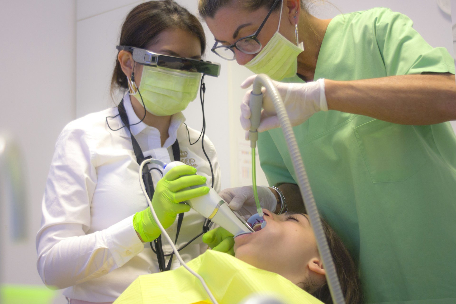 5 Ways Virtual Dental Receptionist Services Improve Patient Care